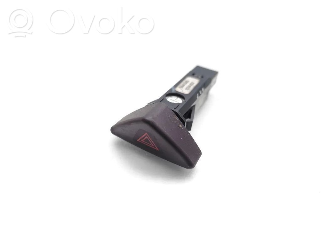 Volvo V70 Hazard light switch 