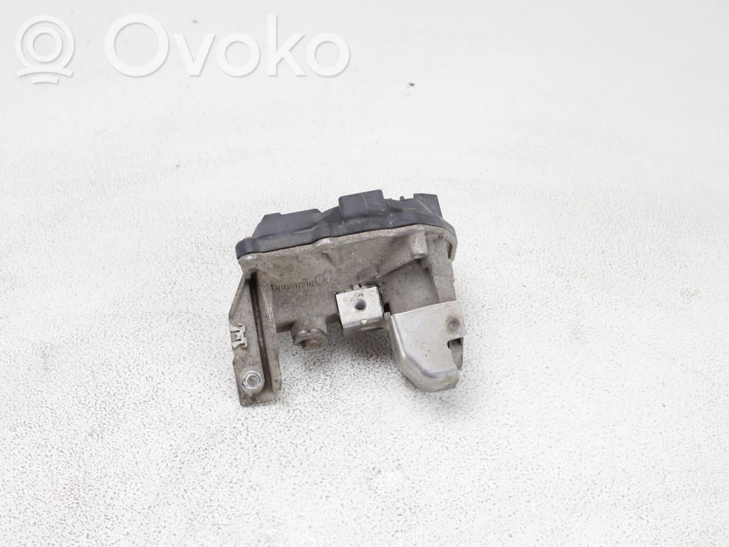 Mercedes-Benz Vito Viano W639 Throttle valve 