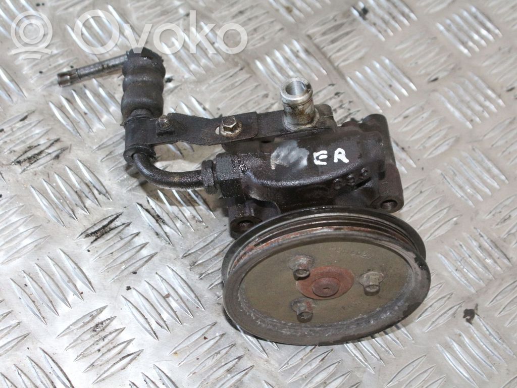 Land Rover Freelander Power steering pump 