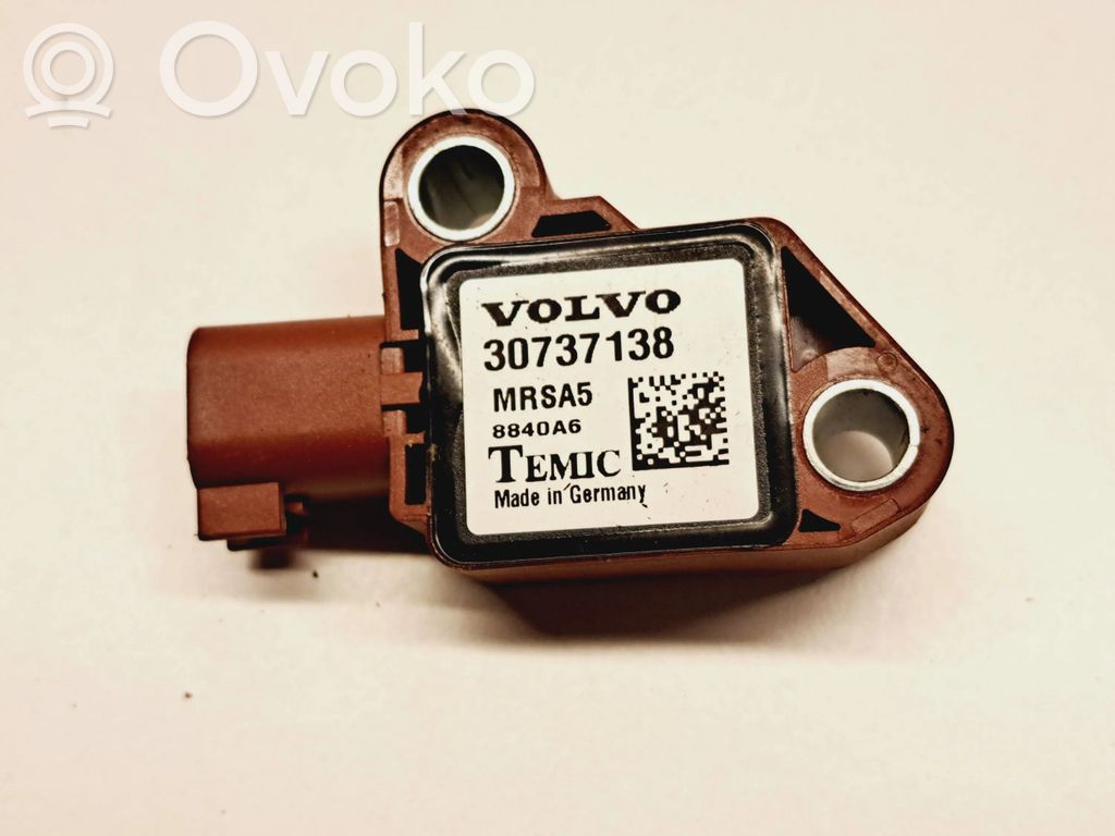 Volvo V50 Airbag deployment crash/impact sensor 