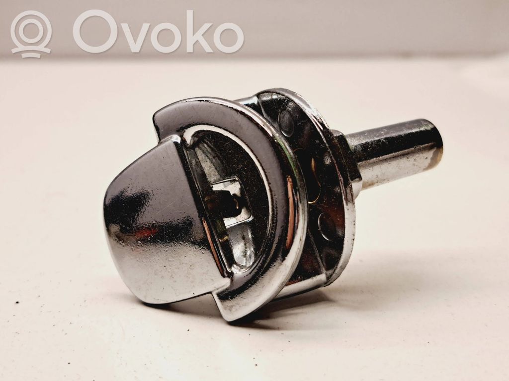 Audi A4 S4 B8 8K Tie down hook / loop 