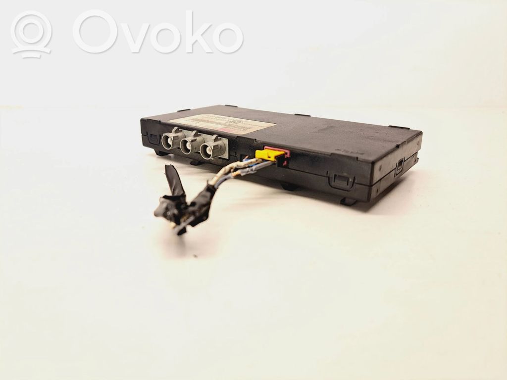 Peugeot 407 Antenos stiprintuvas 