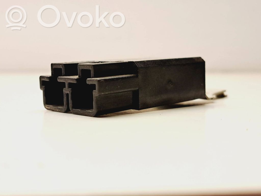 Lexus RX 330 - 350 - 400H Aerial antenna filter 