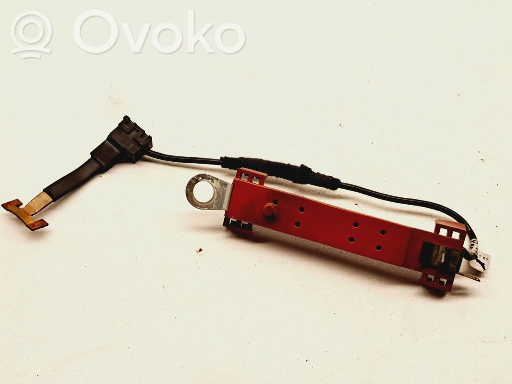 Volvo V50 Aerial antenna amplifier 