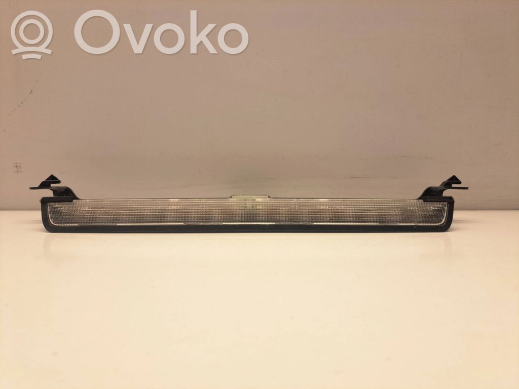 Volvo V70 Third/center stoplight 