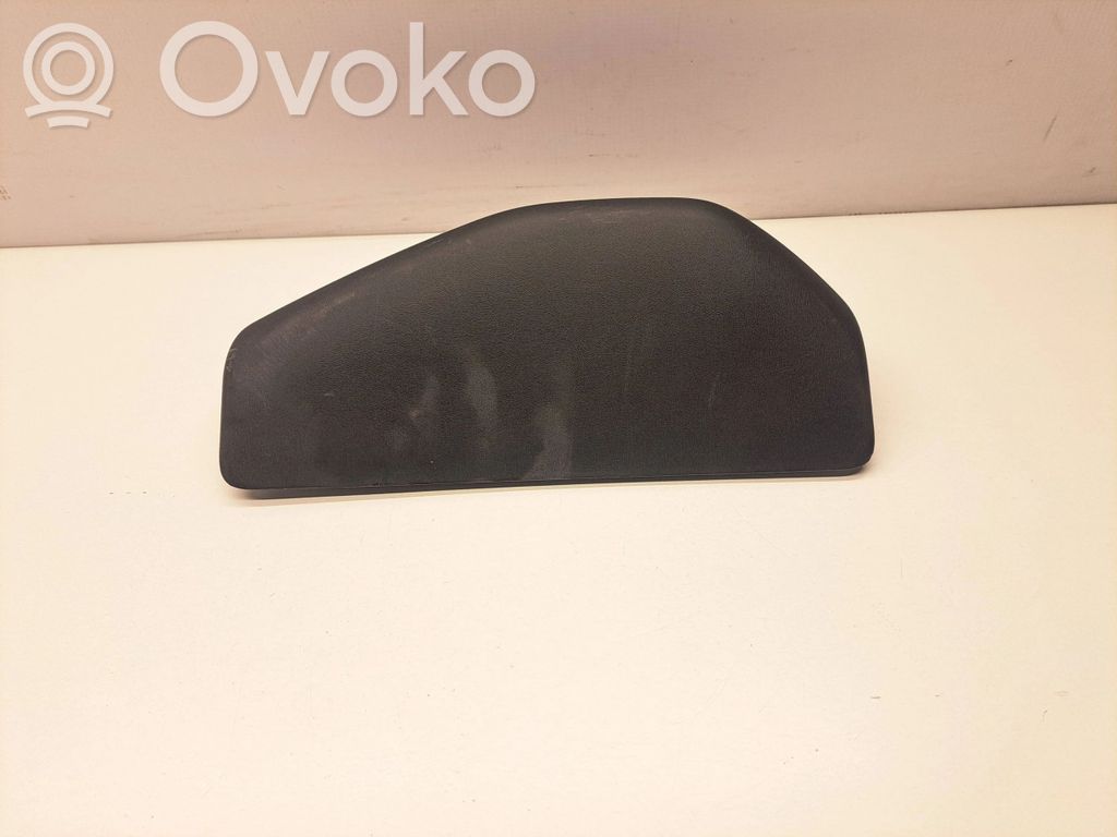 Inne elementy wykończenia bagażnika   2K0867425