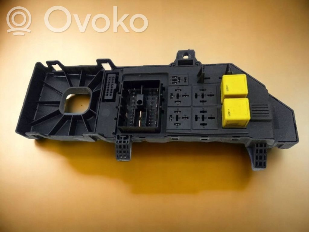 Opel Vectra C Fuse box set 