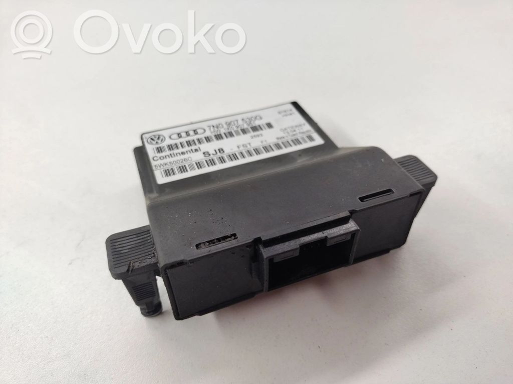 Volkswagen PASSAT B7 Gateway control module 
