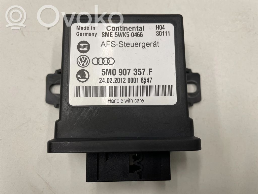 Volkswagen PASSAT B7 Light module LCM 