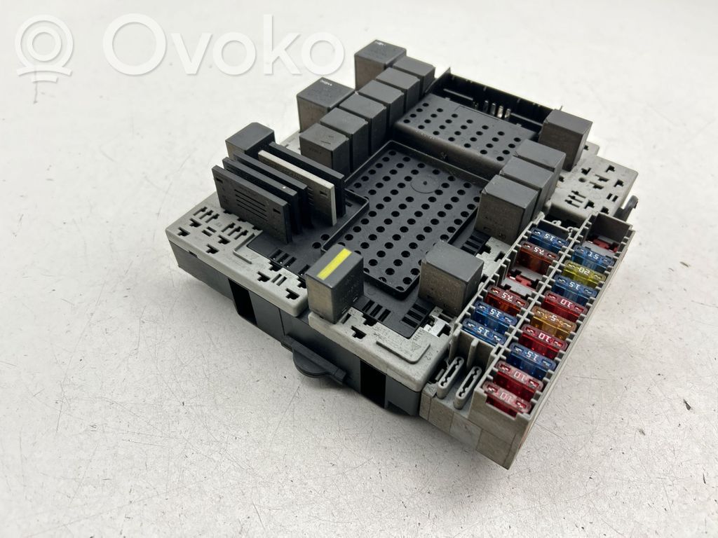 Volvo XC70 Module de fusibles 