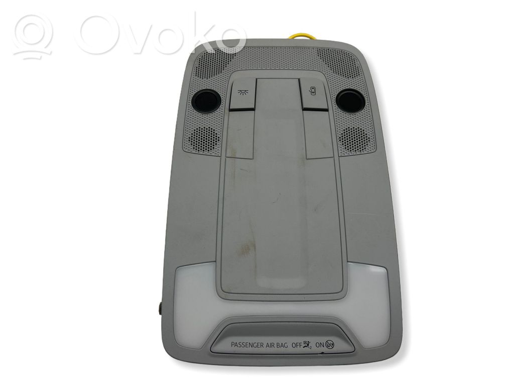 Audi Q2 - Front seat light 