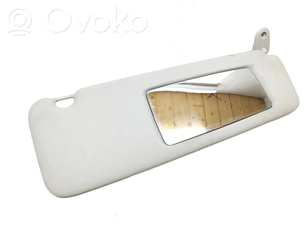 Sun visor