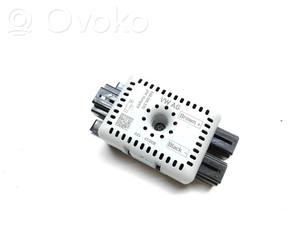 Volkswagen Tiguan Allspace Aerial antenna amplifier 