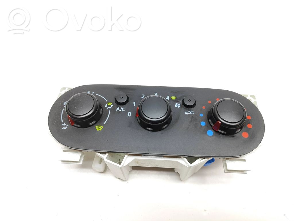 Renault Trafic III (X82) Climate control unit 