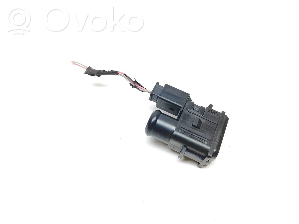 Toyota Land Cruiser (J150) Interior temperature sensor 