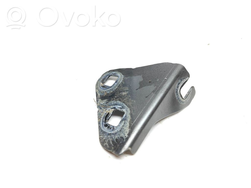 Jaguar E-Pace Fender mounting bracket 