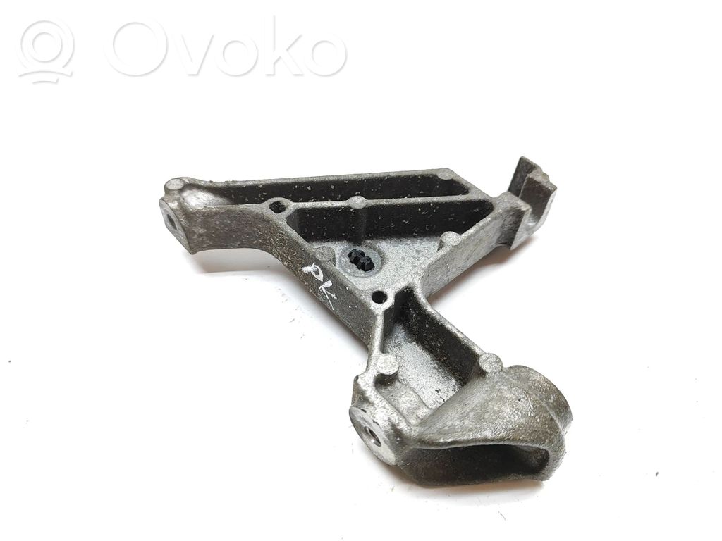 Renault Trafic III (X82) Gearbox mounting bracket 