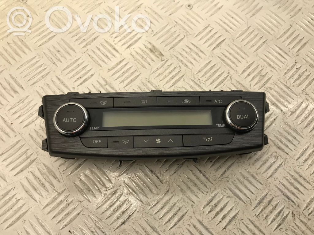 Toyota Avensis T270 Climate control unit 