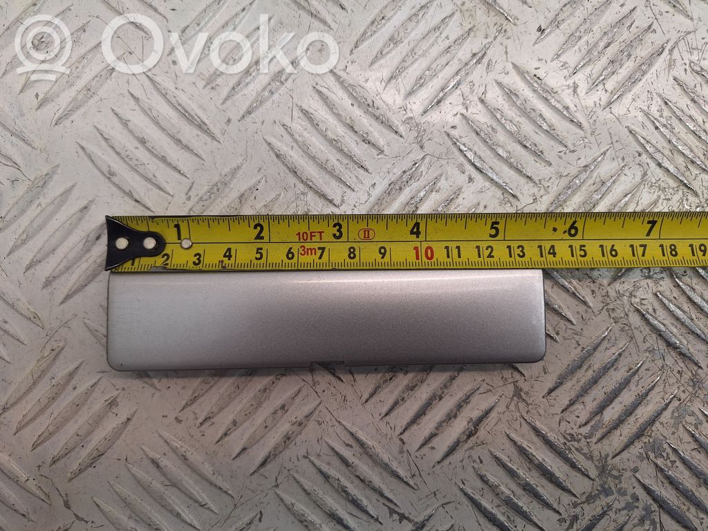 Osłona relingu dachowego   7563305010