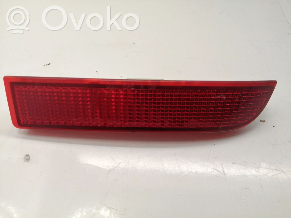 Toyota Avensis T270 Odblask lampy tylnej 