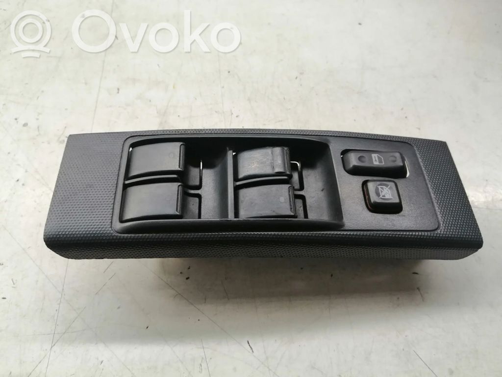 Toyota Corolla Verso AR10 Electric window control switch 