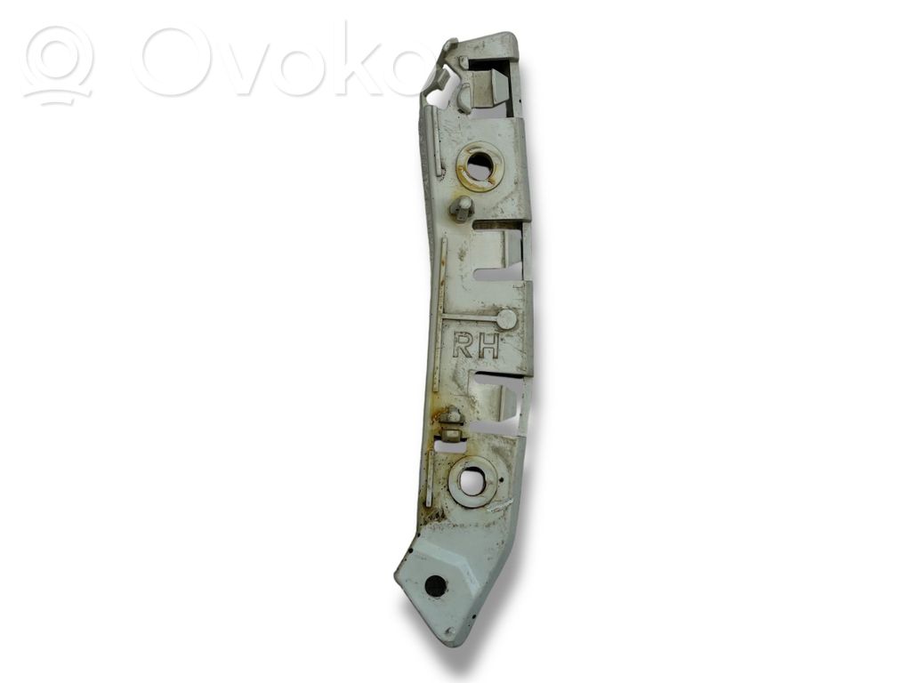 Ford Focus Front bumper mounting bracket 