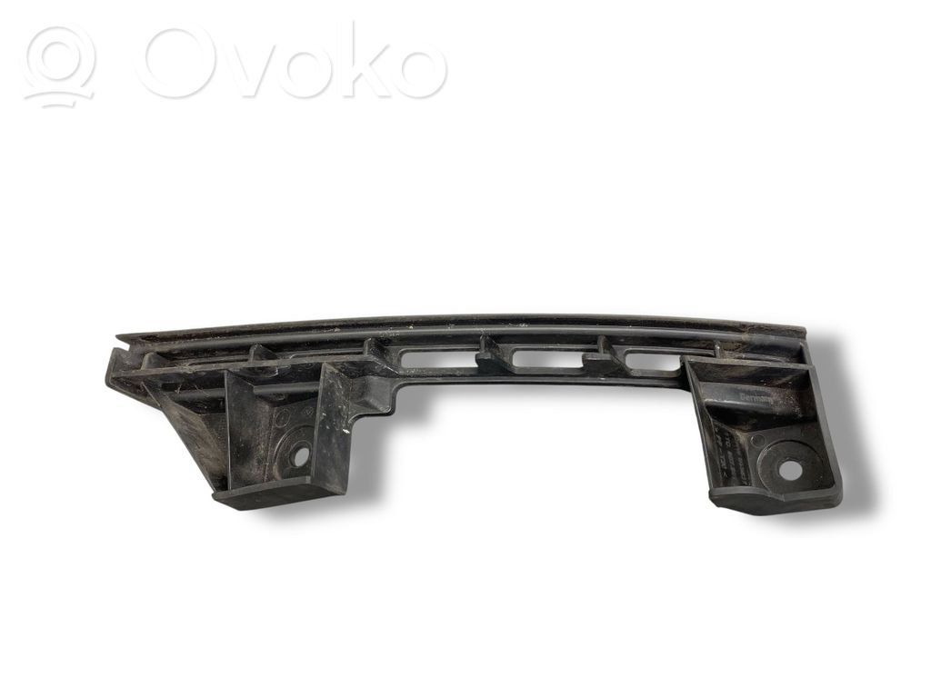 Volkswagen Touran I Front bumper mounting bracket 
