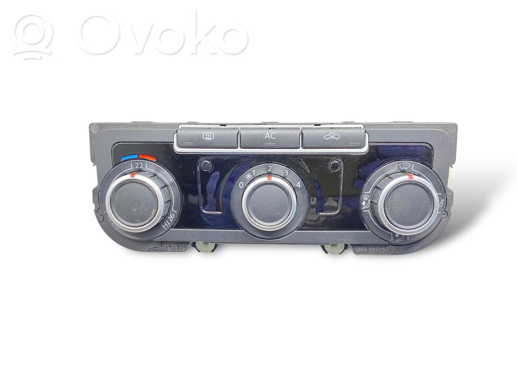 Volkswagen Tiguan Climate control unit 