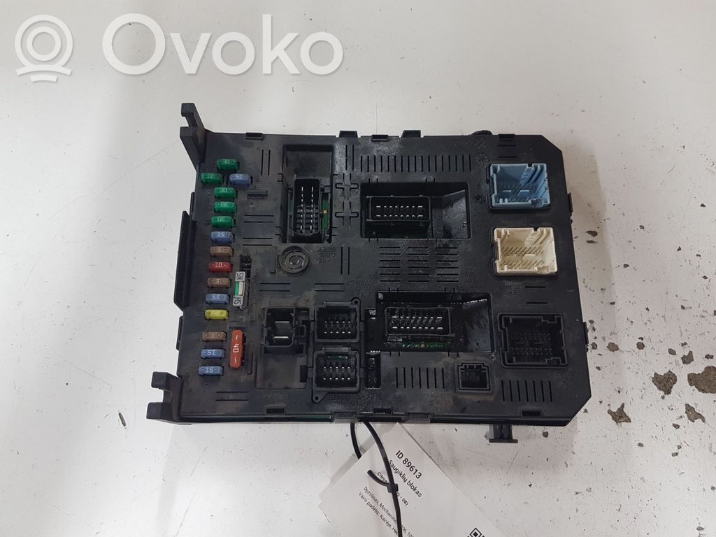 Citroen C5 Fuse module 