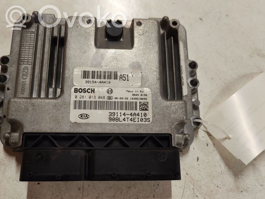 KIA Sorento Engine control unit/module 