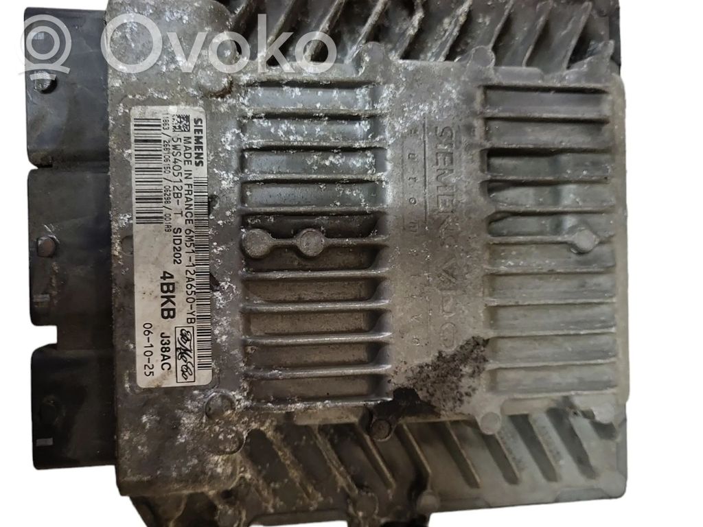 Ford Focus C-MAX Engine control unit/module 