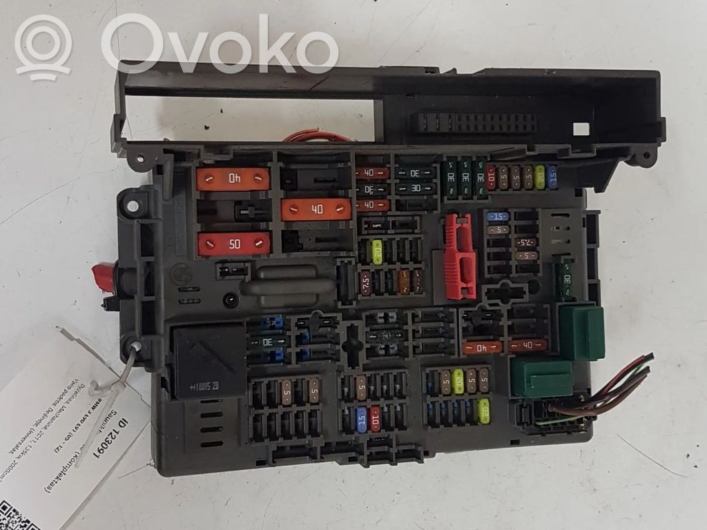 BMW 3 E90 E91 Fuse box set 