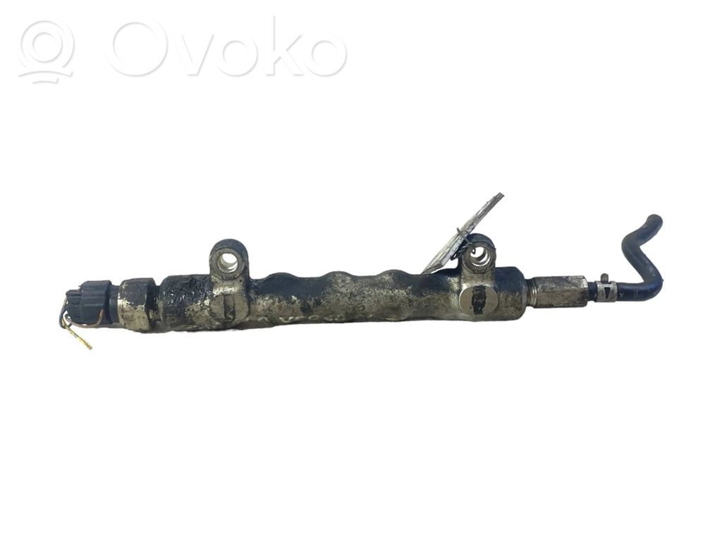 Toyota Corolla Verso AR10 Fuel main line pipe 