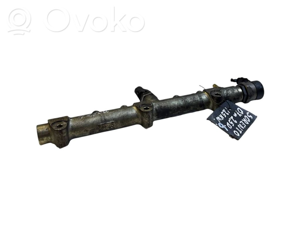 KIA Sorento Fuel main line pipe 