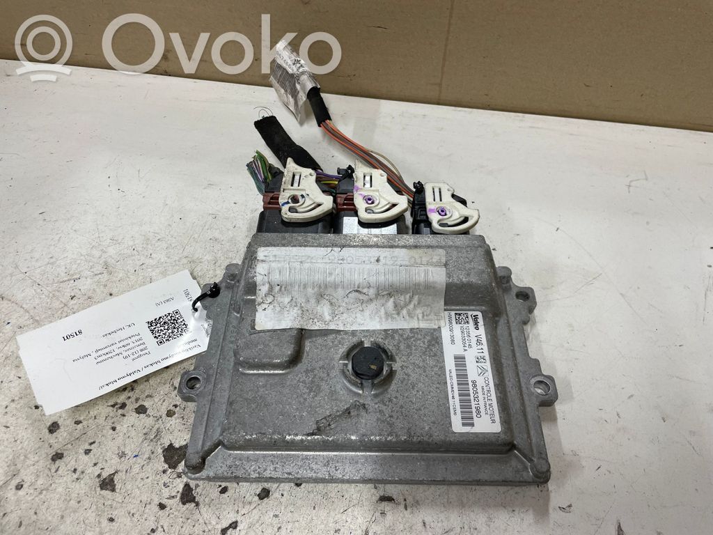 Peugeot 208 I Engine control unit/module 