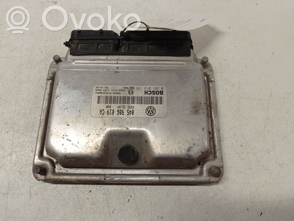 Volkswagen Polo IV 9N3 Engine control unit/module 