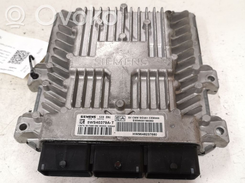 Peugeot 407 Engine control unit/module 