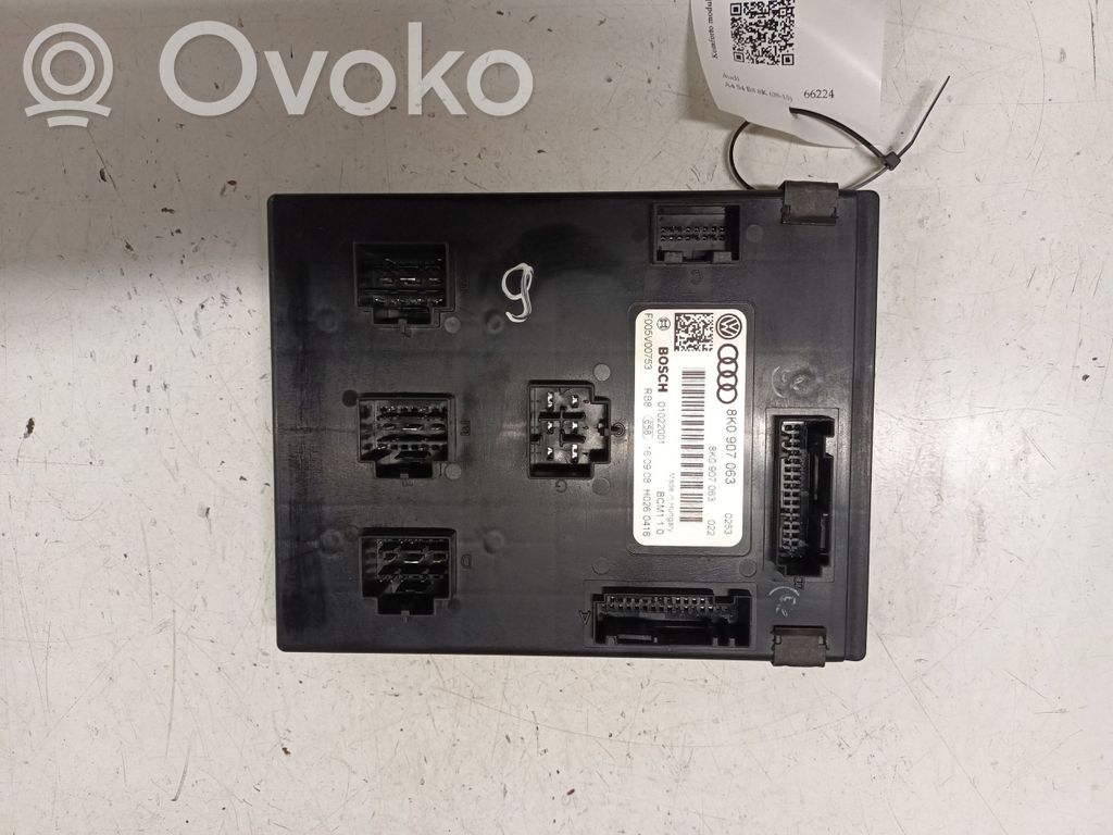 Audi A4 S4 B8 8K Mukavuusmoduuli 