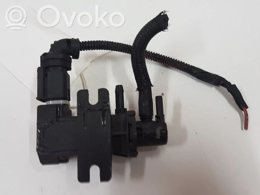 Citroen C5 Zawór podciśnienia / Elektrozawór turbiny 