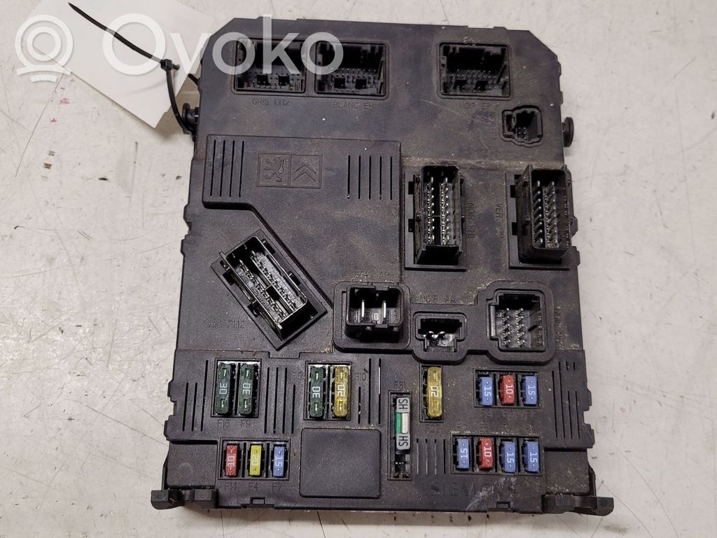 Peugeot 407 Comfort/convenience module 