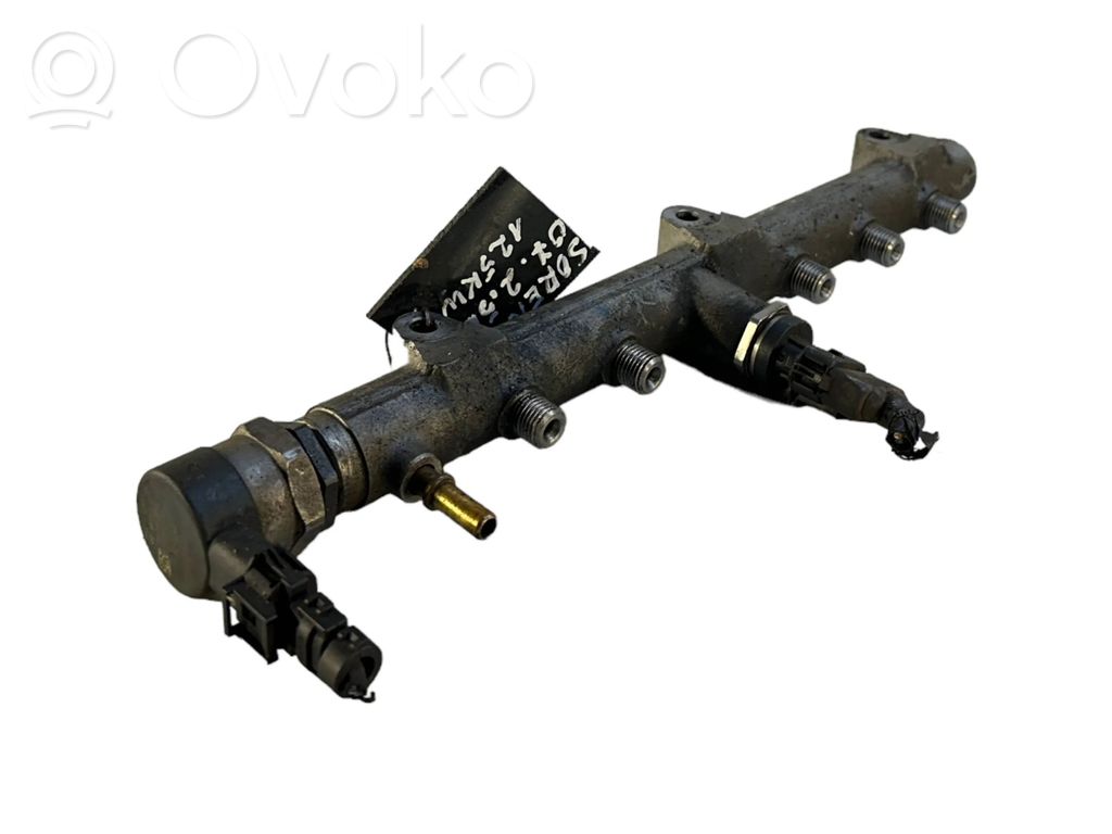 KIA Sorento Fuel main line pipe 
