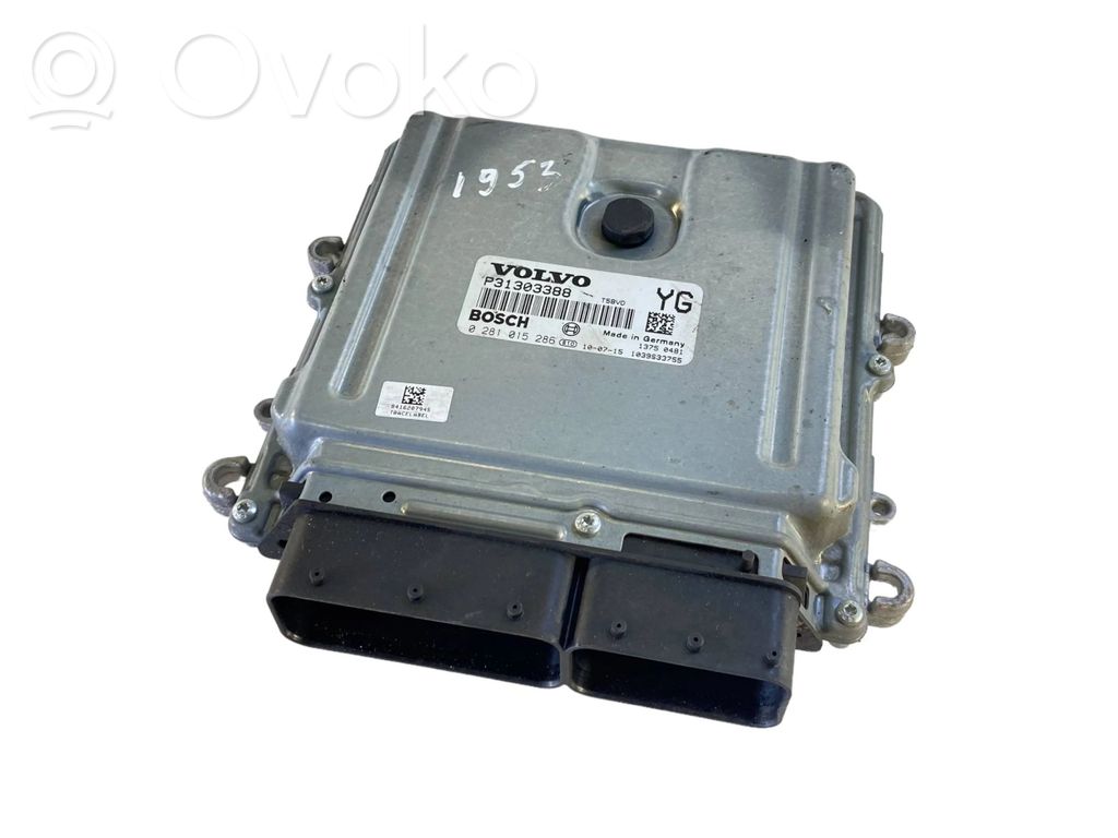 Engine control unit/module   P31303388,1039S33755,0281015286