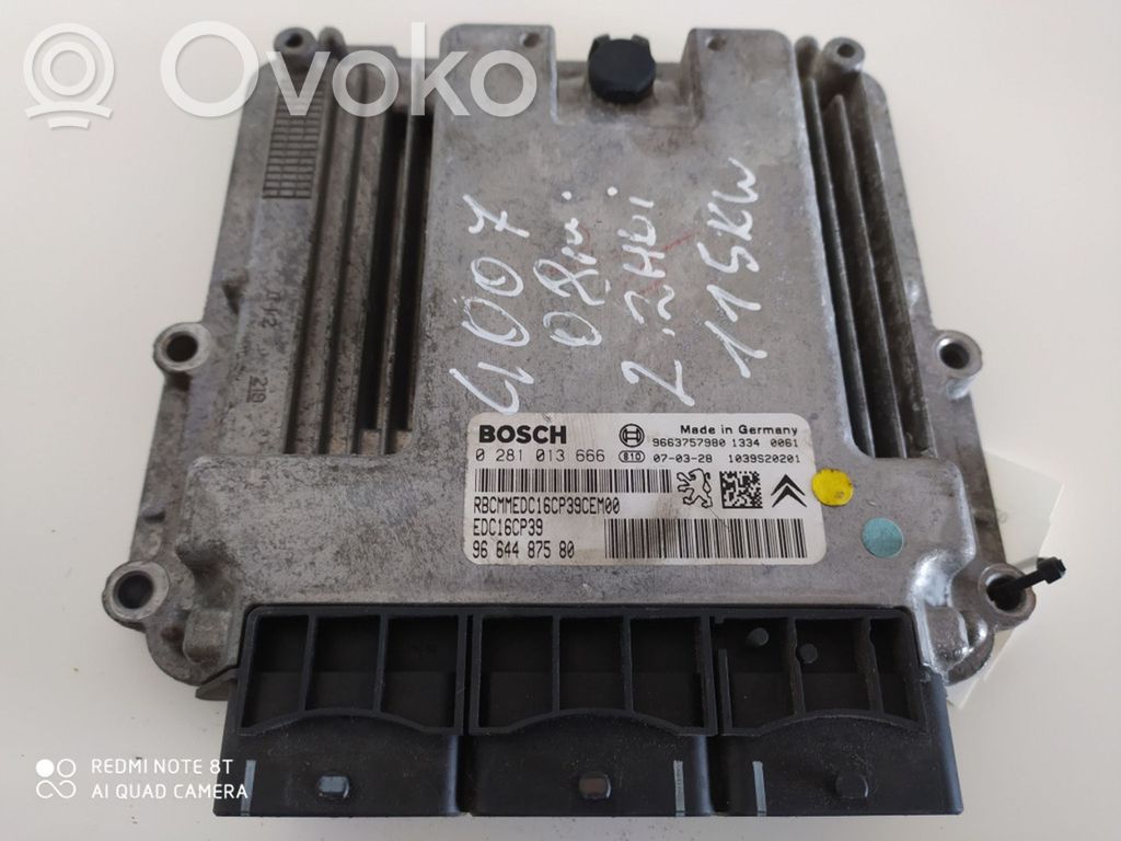 Peugeot 4007 Engine control unit/module 