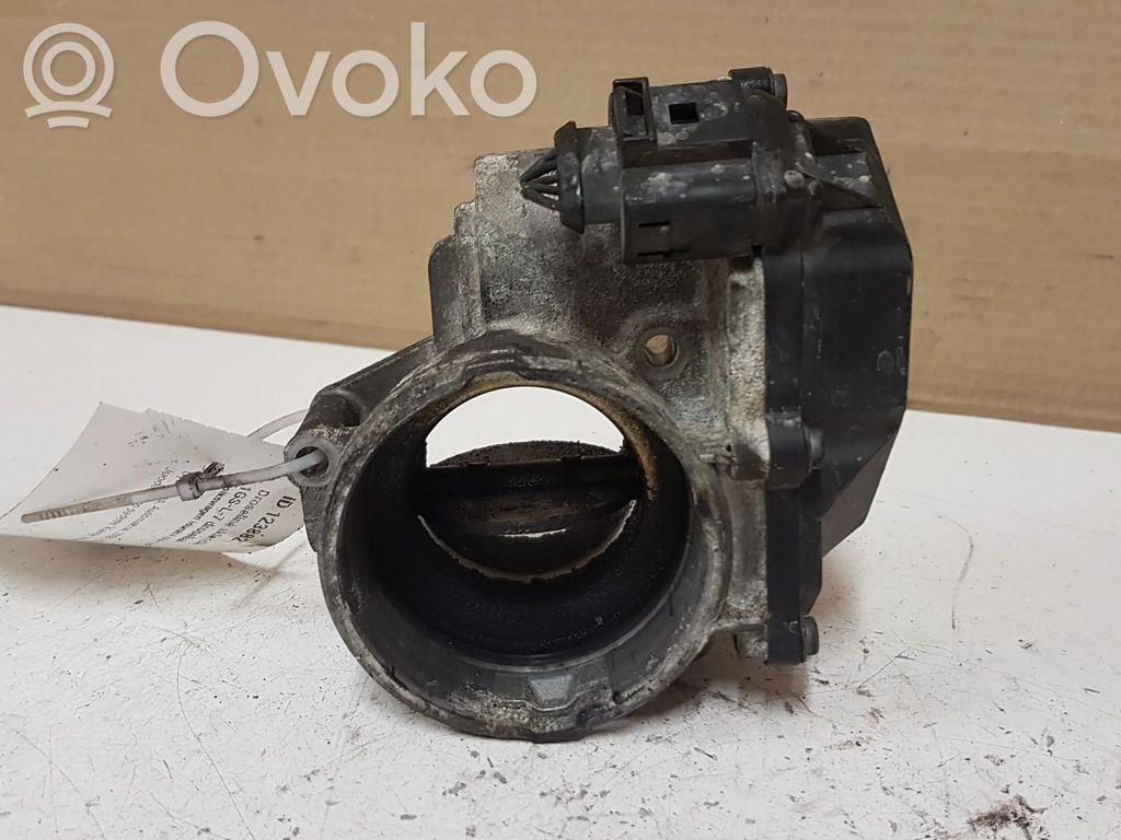 Volkswagen Touran I Throttle valve 