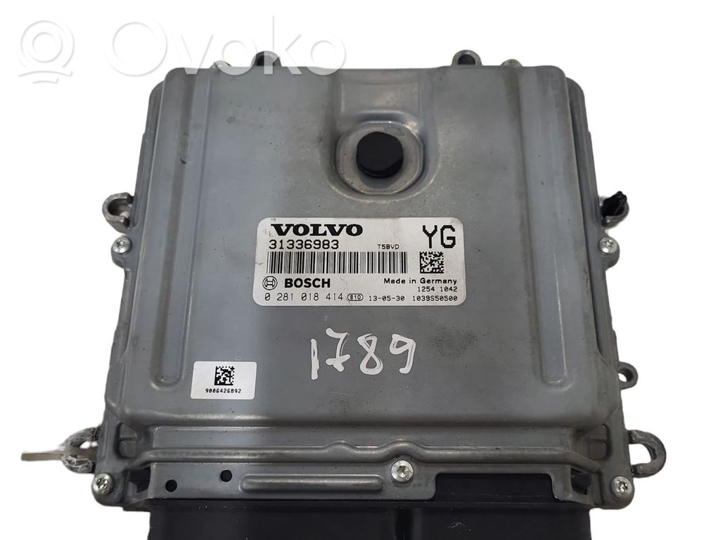 Volvo V40 Engine control unit/module 