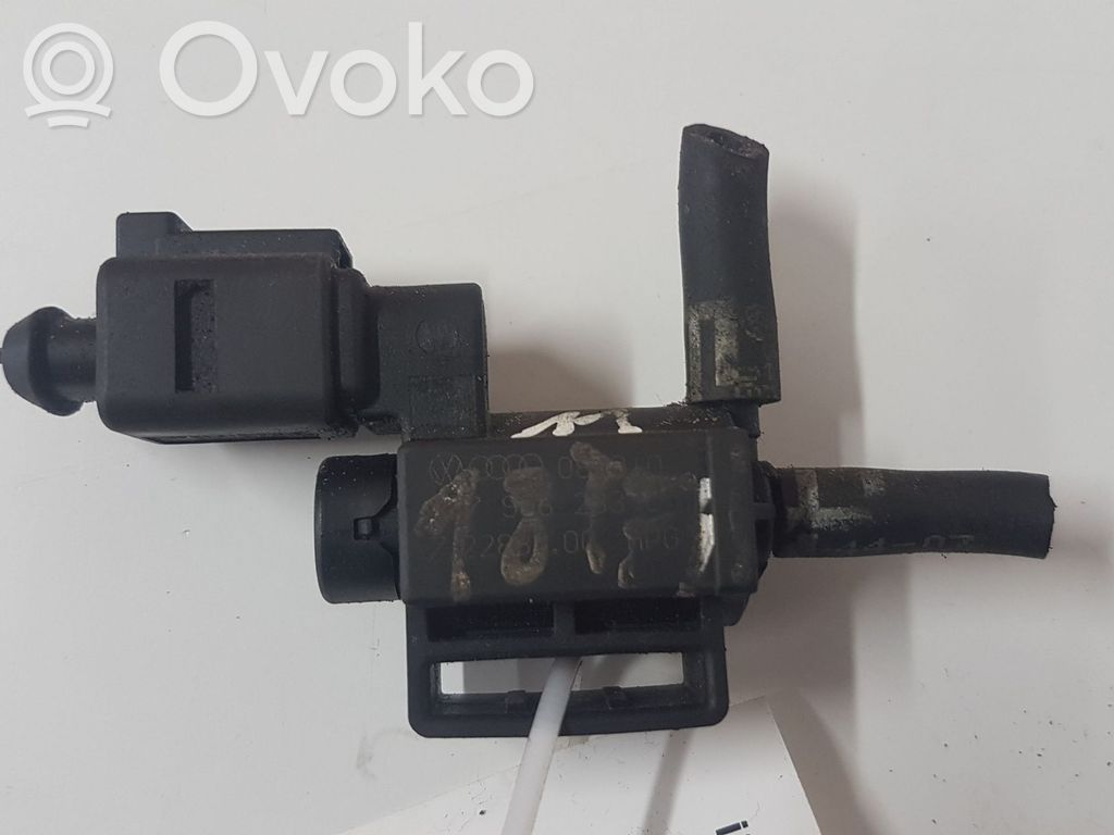 Volkswagen PASSAT B6 Solenoid supapă turbosuflantă 