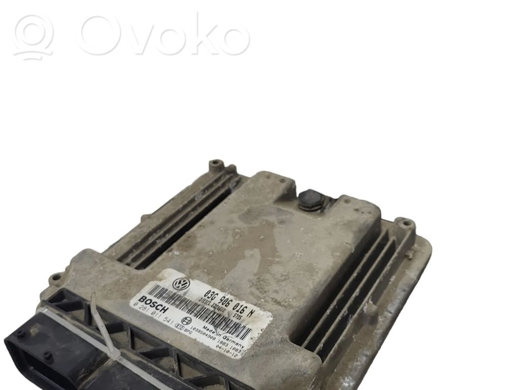 Volkswagen Caddy Engine control unit/module 