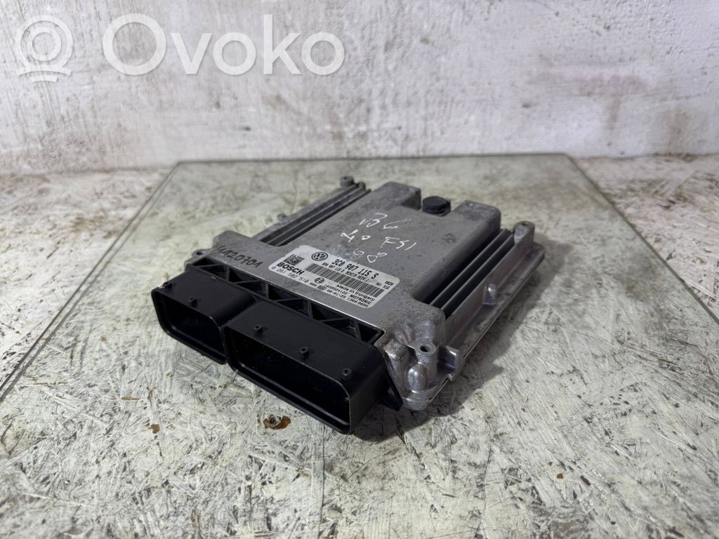 Volkswagen PASSAT B6 Engine control unit/module 