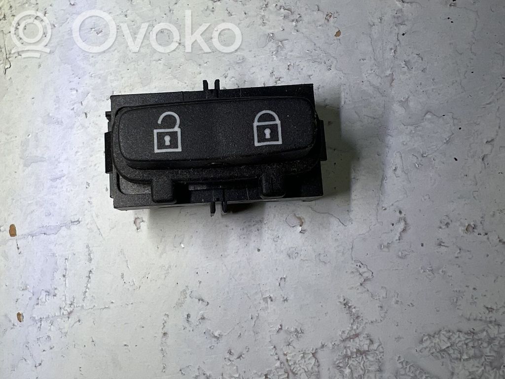 Volvo S80 Central locking switch button 