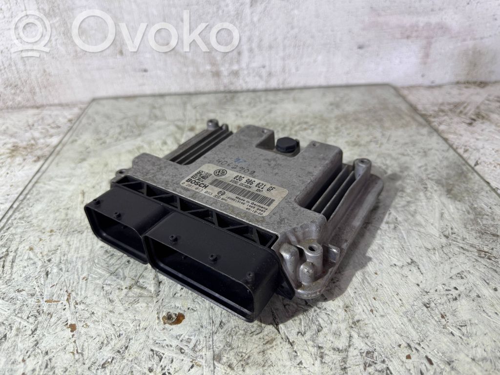 Volkswagen Golf V Engine control unit/module 
